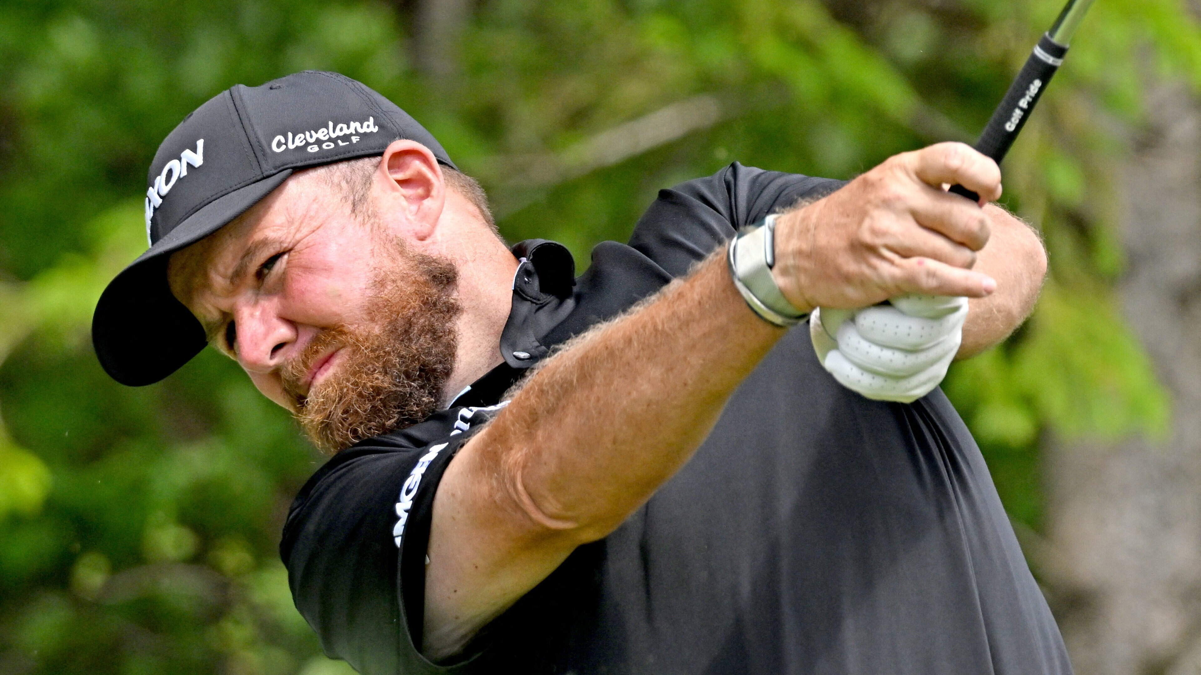 Shane Lowry just one stroke off lead after opening with bogey-free 65 at Canadian Open